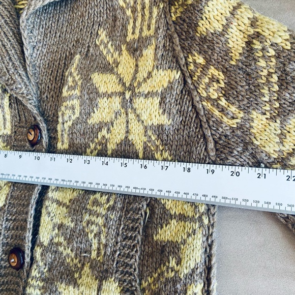 Handmade Wool Cardigan Sweater w/ Big Bold Beautiful Collar - Picture 10 of 11